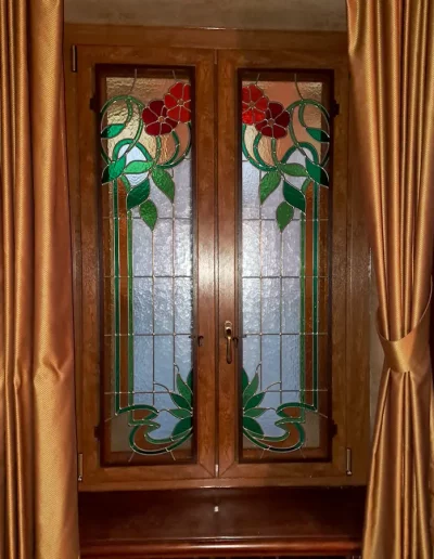 finestra serramenti in pvc e ante con vetri cattedrali
